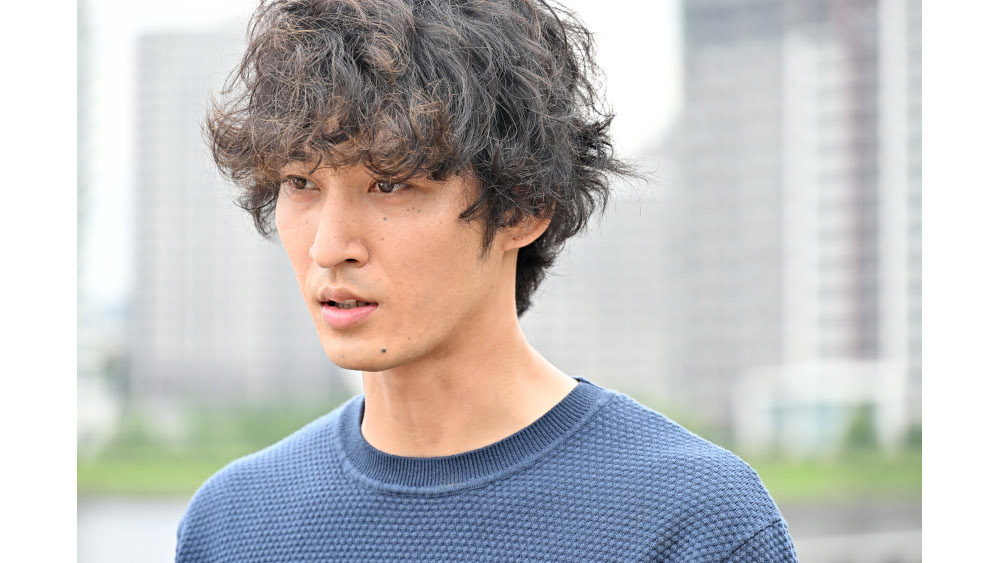 上杉柊平は実家が金持ち？学歴や語学力がスゴすぎ！家族構成を調査
